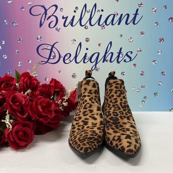 🐆NIB CHEETAH ANKLE BOOTIES - Picture 3 of 10
